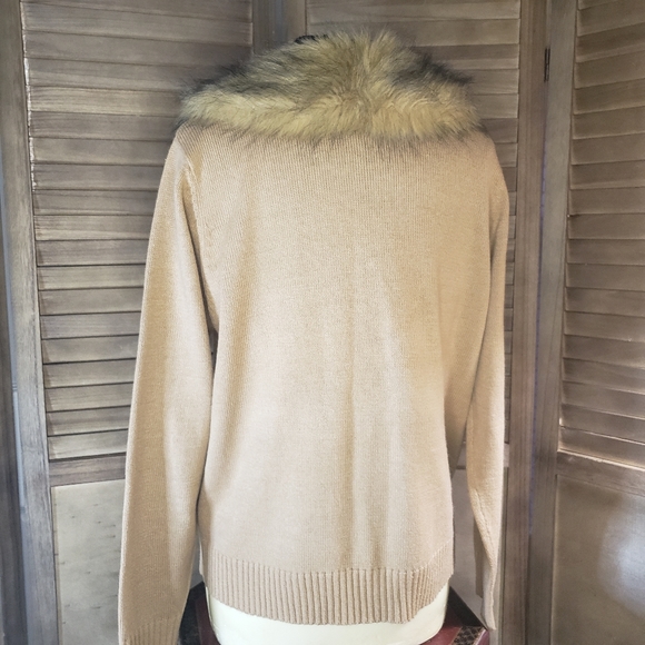 Katie Lee Cardigan - Picture 6 of 8